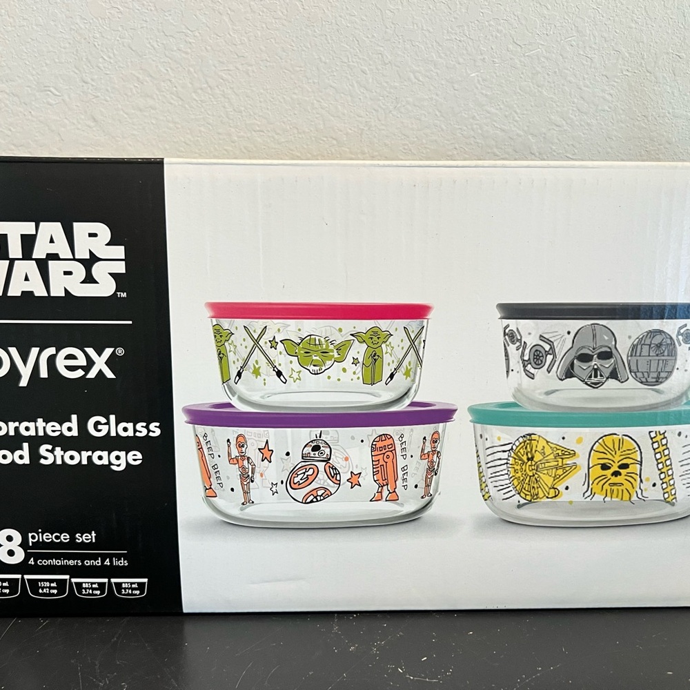 Pyrex Star Wars Glass Storage Set with Colorful Lids